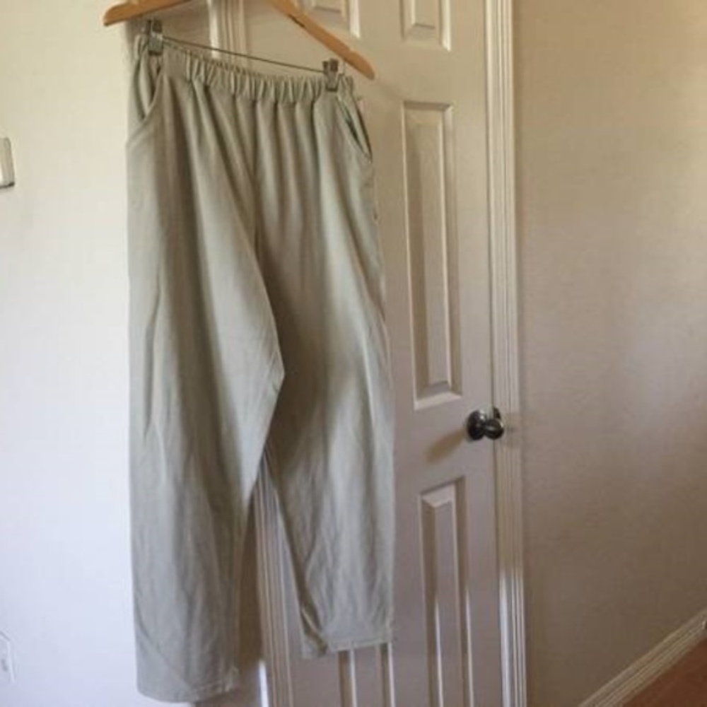 Bobbie Brooks Beige Casual Stretch Elastic pants